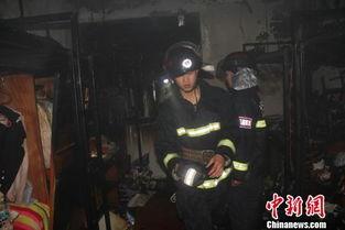 武汉着火新闻爆料,多栋建筑被毁,紧急救援行动展开 第2张 武汉着火新闻爆料,多栋建筑被毁,紧急救援行动展开 第2张