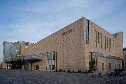 武汉商学院最新爆料,揭秘校园风云与学子心声  第1张
