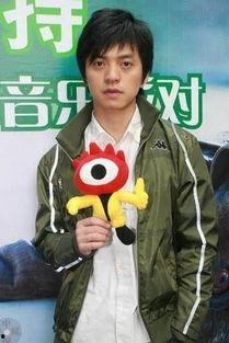 李健妻子爆料事件视频,揭秘明星夫妻背后的真相  第2张