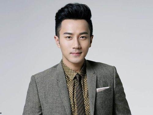 娱乐圈爆料博白男星,白男星背后的故事