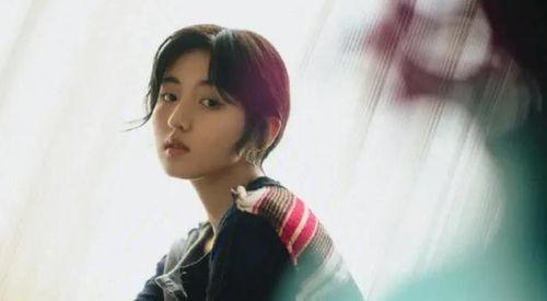 娱乐吃瓜女艺人资源,揭秘吃瓜女艺人背后的资源与影响力  第2张