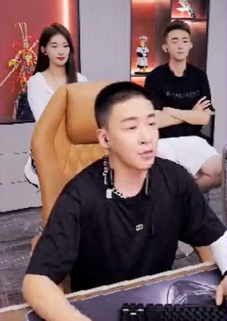 娱乐圈爆料刘一手,刘一手涉嫌丑闻，真相究竟如何？  第3张
