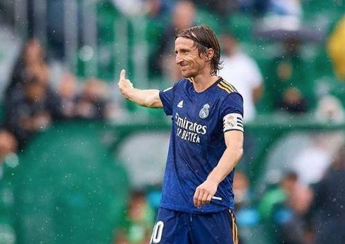 足坛名记爆料视频大全最新,揭秘足球圈幕后故事与精彩瞬间