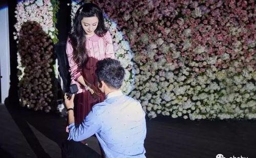 最近结婚网红吃瓜视频,吃瓜群众围观甜蜜瞬间  第2张