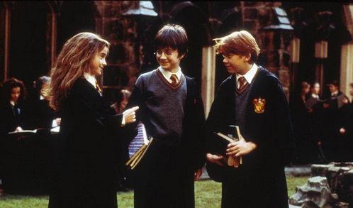 哈利新年爆料视频大全集,视频大全集精彩瞬间回顾 第3张 哈利新年爆料视频大全集,视频大全集精彩瞬间回顾 第3张